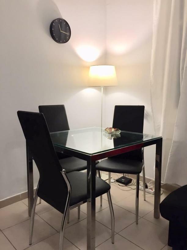 Private Entrance Cozy Flat Apartment Athena Bagian luar foto