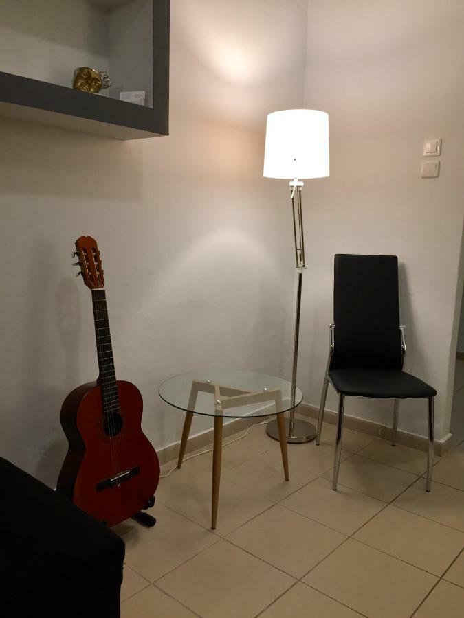 Private Entrance Cozy Flat Apartment Athena Bagian luar foto